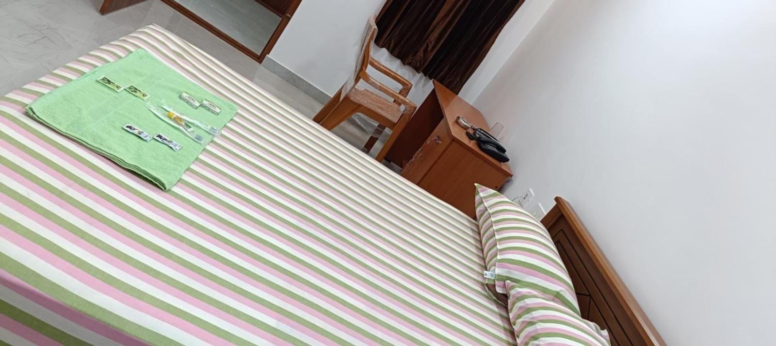 Urc Lodge Perundurai 객실 사진
